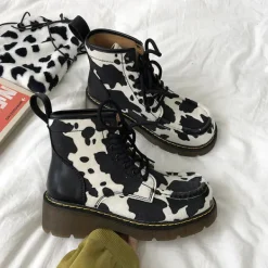 Mad|Boots / Platform Boots*Boogzel Clothing Animal Behavior Boots Black/white
