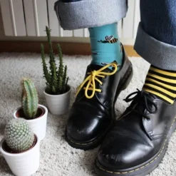 Socks*Boogzel Clothing Bee Mismatched Socks Blue