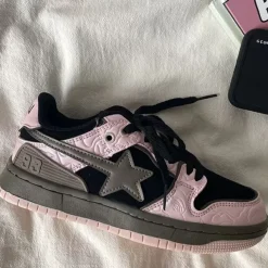 Classics|Aesthetic Sneakers*Boogzel Clothing Black & Pink Star Sneakers Pink/black