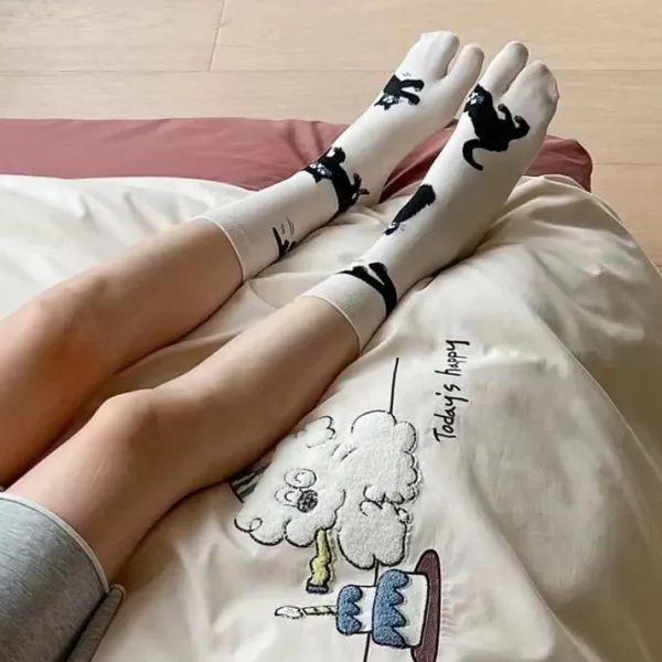 Socks*Boogzel Clothing Black Cat Split Toe Tabi Socks