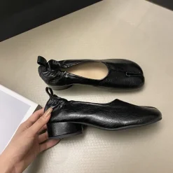 Mad|Split Toe Tabi Shoes*Boogzel Clothing Casual Friday Split Toe Tabi Flats
