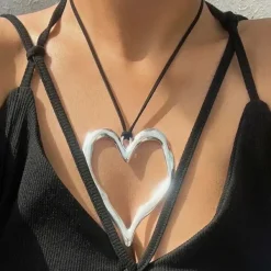 Necklaces & Chokers*Boogzel Clothing Chunky Heart Necklace