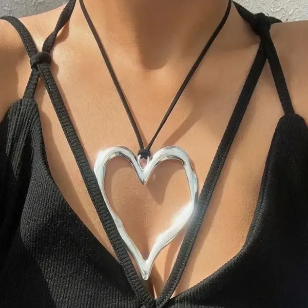 Necklaces & Chokers*Boogzel Clothing Chunky Heart Necklace