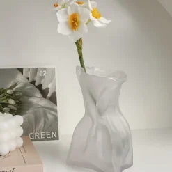 Flower Vases|Aesthetic Room Decor*Boogzel Clothing Crumpled Paper Glass Flower Vase