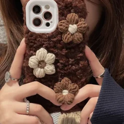 Iphone Cases*Boogzel Clothing Daisy Crochet iPhone Case Brown