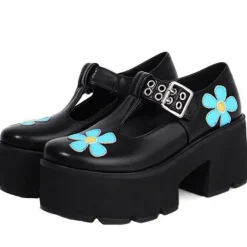 Classics|Sandals / Mary Janes*Boogzel Clothing Daisy Platform Sandals