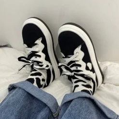 Classics|Aesthetic Sneakers*Boogzel Clothing Emo Aesthetic Platform Sneakers
