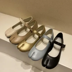 Classics|Split Toe Tabi Shoes*Boogzel Clothing French Girl Split-Toe Tabi Ballet Flats