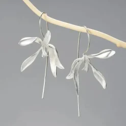 Earrings*Boogzel Clothing Minimalist Aesthetic Orchid Earrings