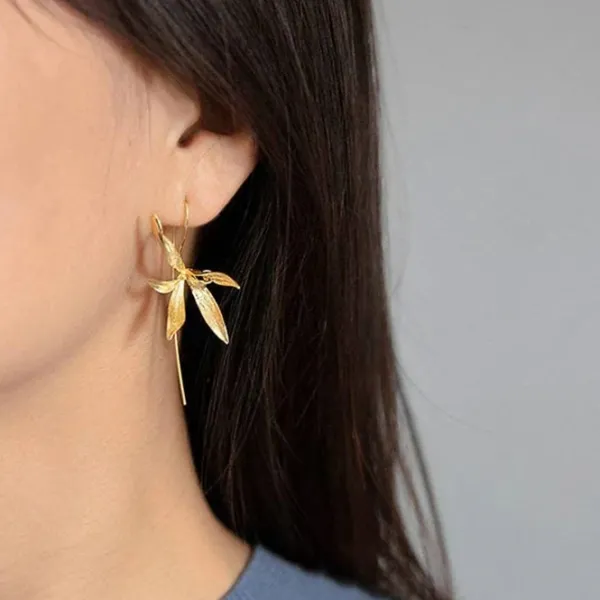 Earrings*Boogzel Clothing Minimalist Aesthetic Orchid Earrings