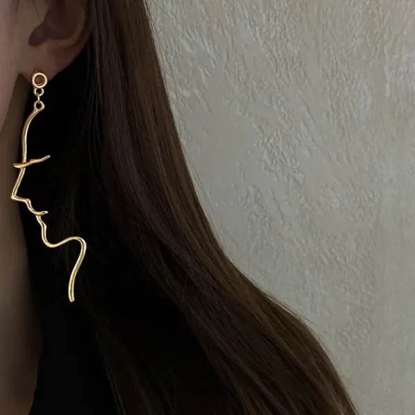 Earrings*Boogzel Clothing Minimalist Face Outline Earrings