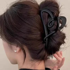 Hair Accessories*Boogzel Clothing 90's Style Heart-Shaped Hair Claw