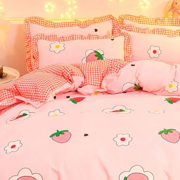 Aesthetic Bedroom*Boogzel Clothing Strawberry Aesthetic Bedding Set Pink