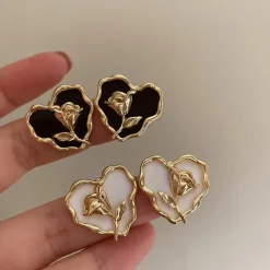 Earrings*Boogzel Clothing Vintage Style Rose Heart Earrings
