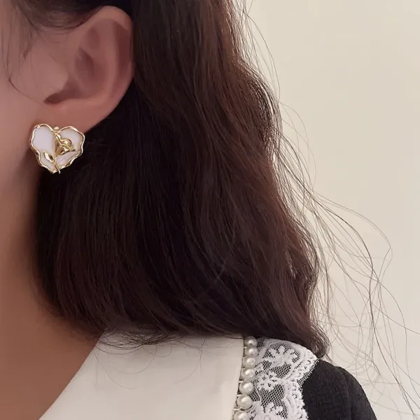 Earrings*Boogzel Clothing Vintage Style Rose Heart Earrings