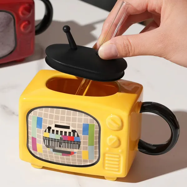 Aesthetic Kitchen|Aesthetic Room Decor*Boogzel Clothing Vintage TV Ceramic Mug