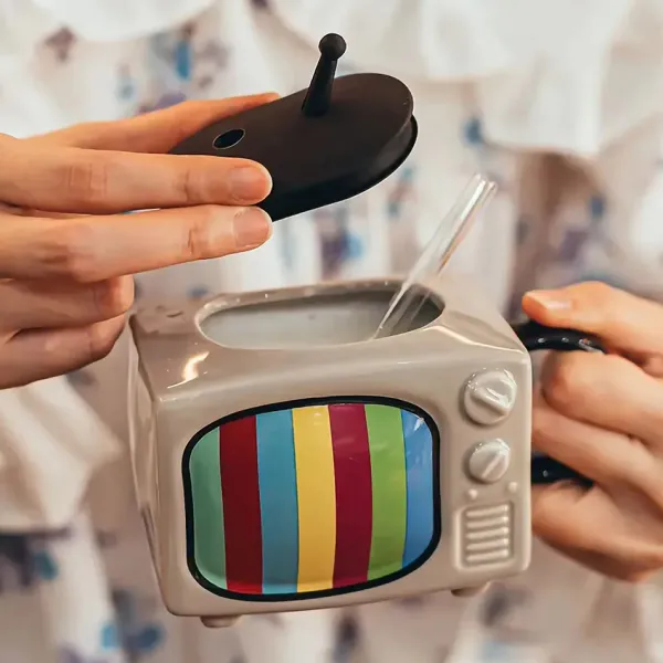 Aesthetic Kitchen|Aesthetic Room Decor*Boogzel Clothing Vintage TV Ceramic Mug